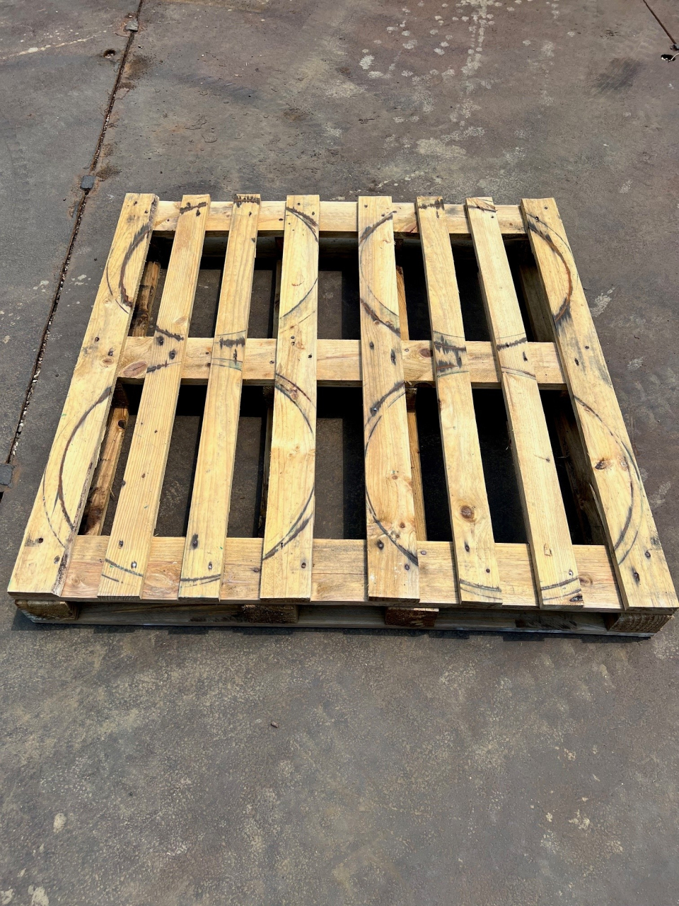 NO.20　【中古】木製パレット1140×1140×130