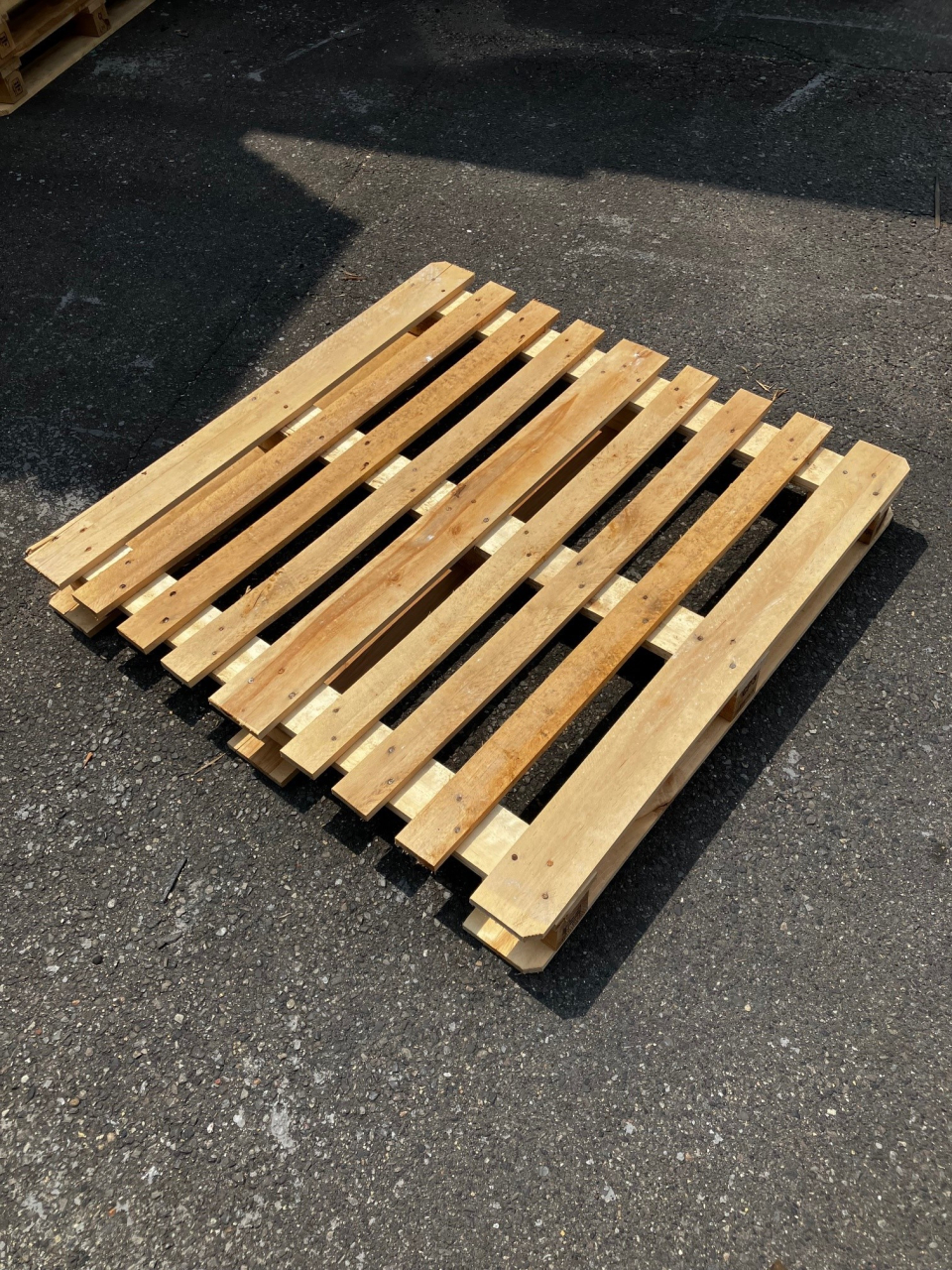 NO.21 【中古】木製パレット1140×1140×130 | 中古パレット販売