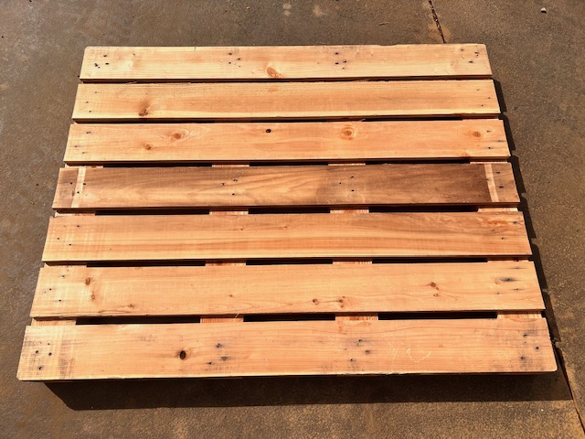 NO.26　【中古】木製パレット1100×1400×120ｈ